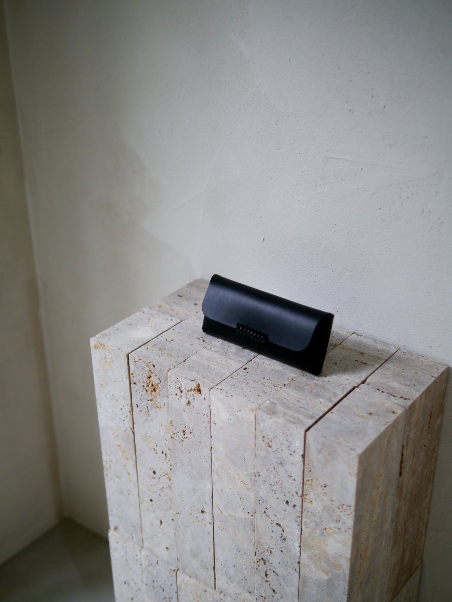 Woven Glasses Case in Black