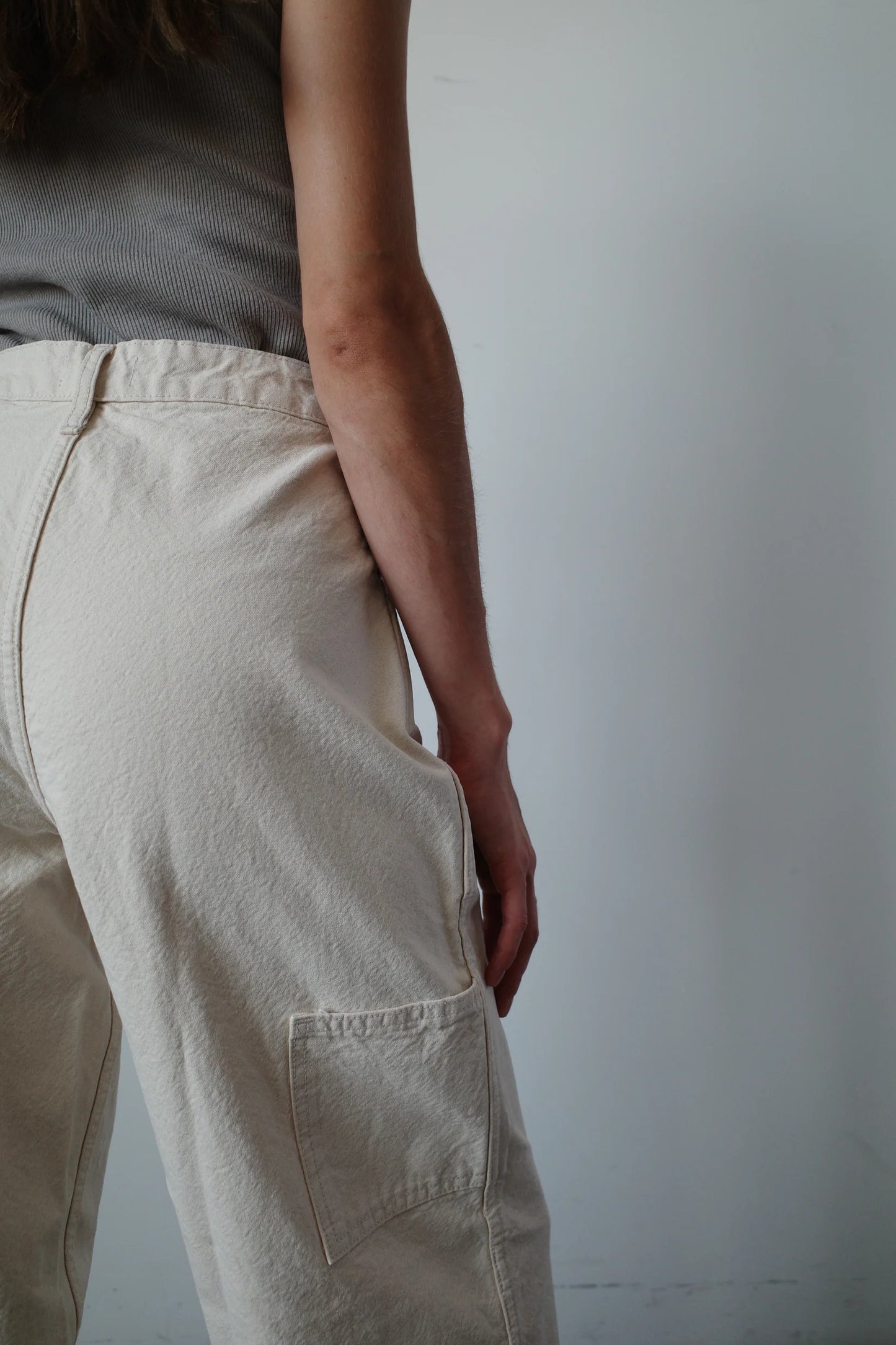 Isa Pant in Bone