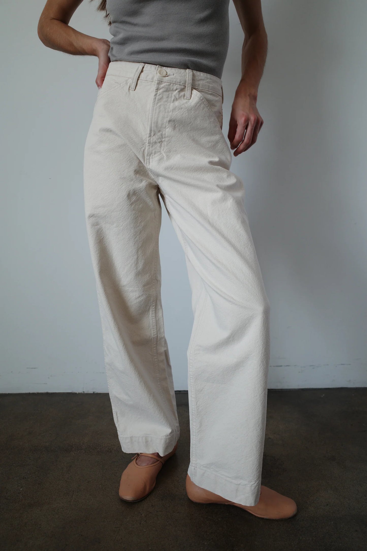 Isa Pant in Bone