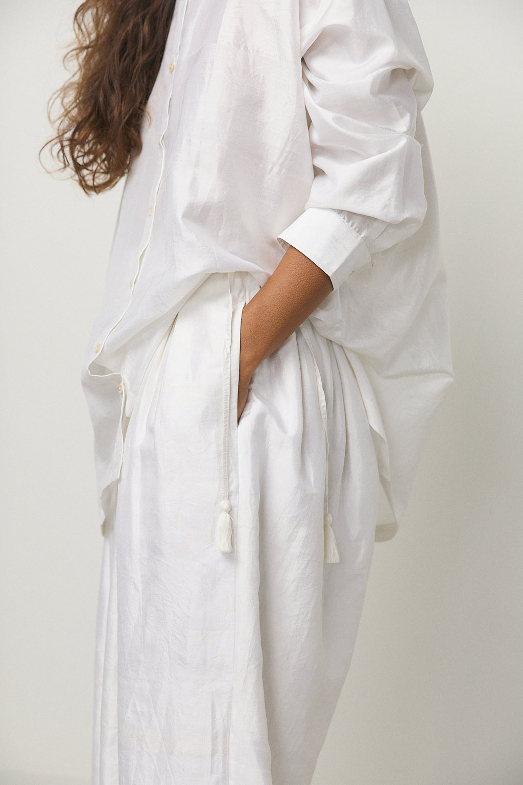 Tuck Gather Balloon Pants in White