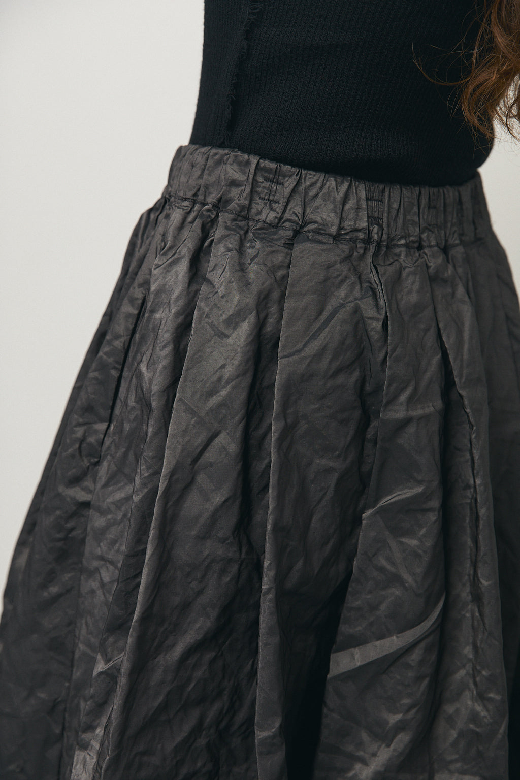 Pleated Long Skirt in Metallic
