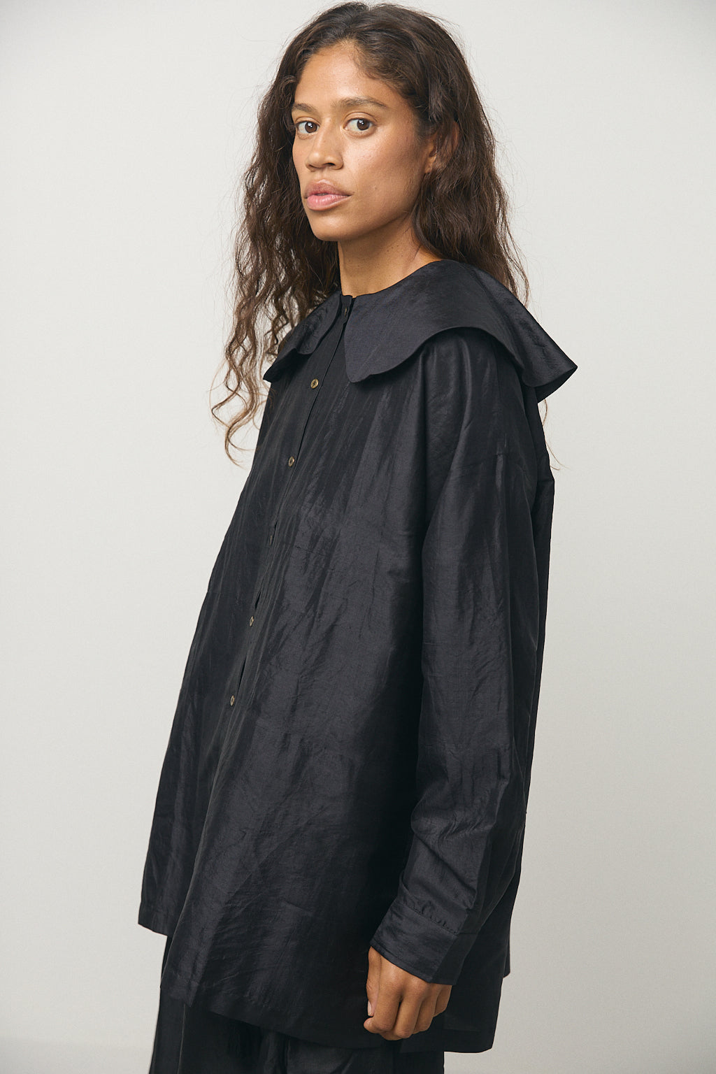 Round Collar Over Blouse in Black