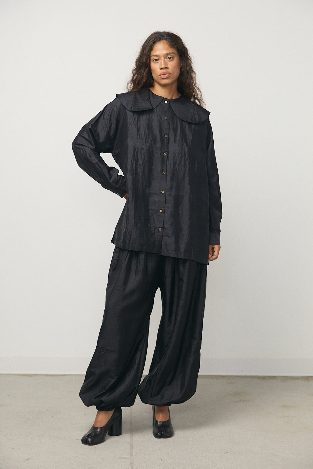 Round Collar Over Blouse in Black