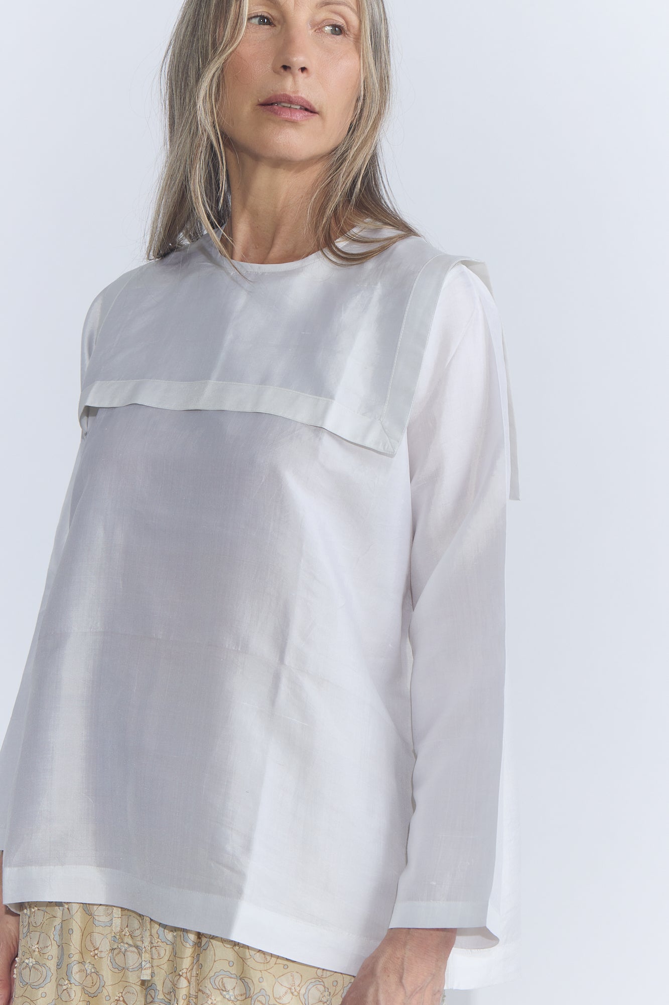 Back Button Sailor Blouse - White