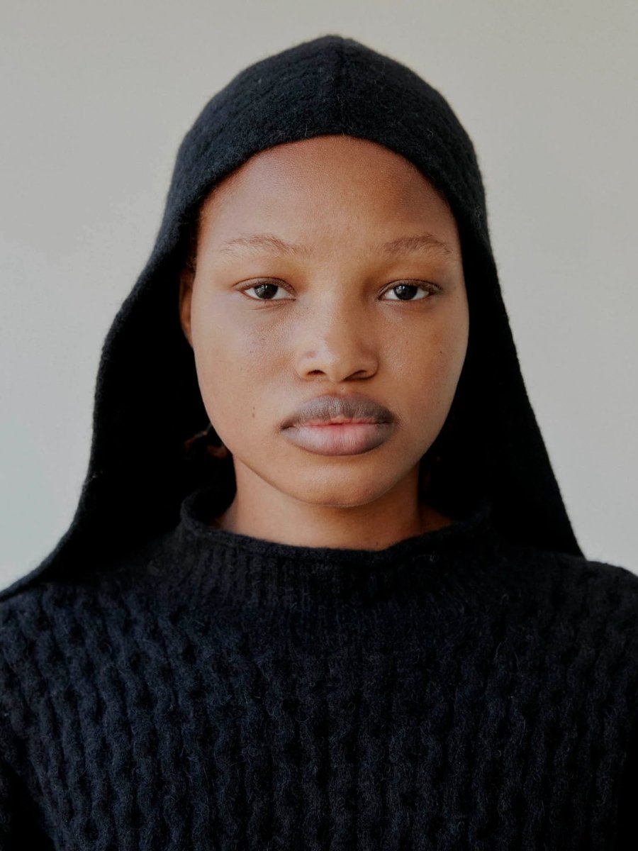 Mimi Headpiece in Black - Soochie - Rus