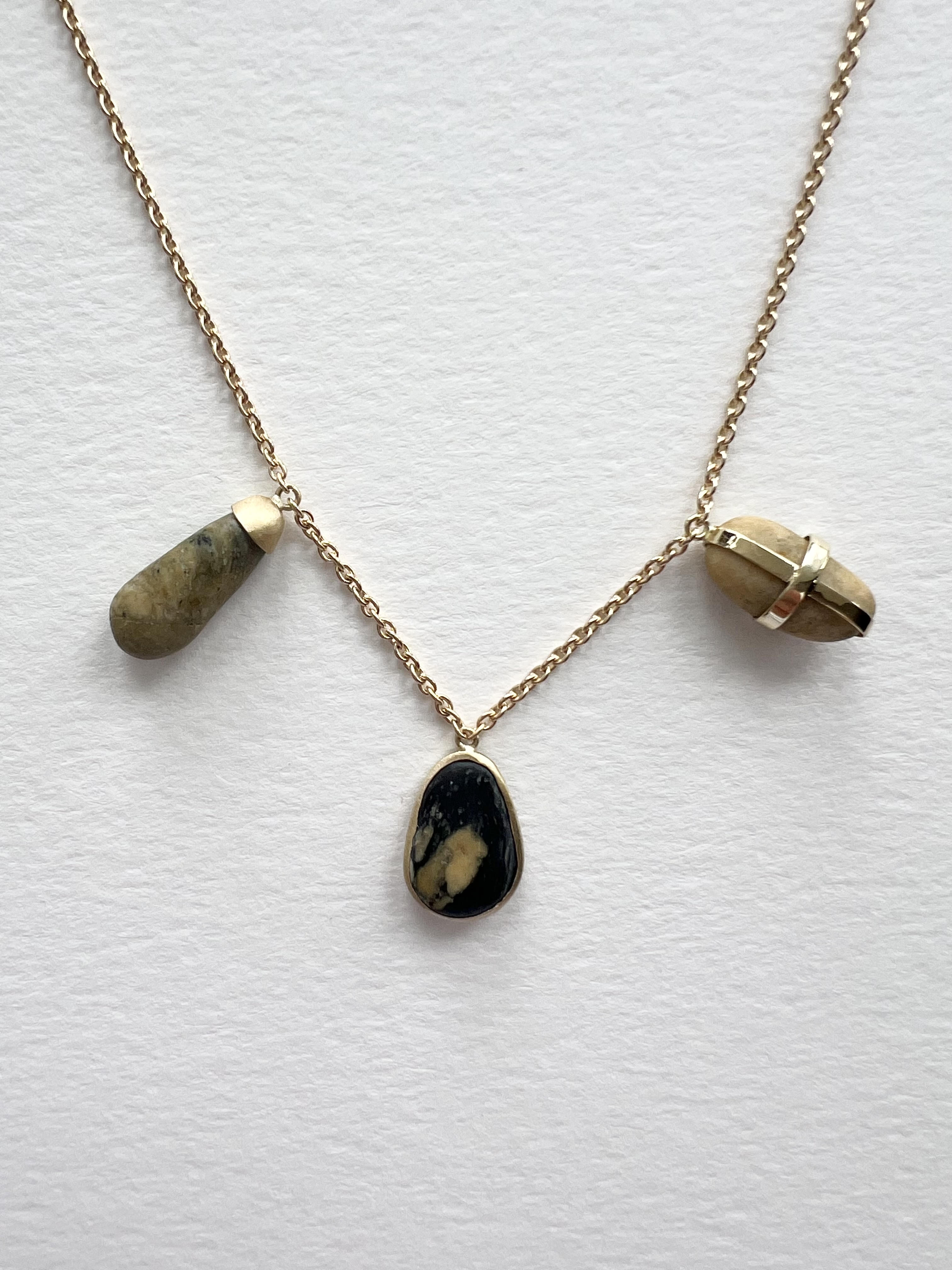 Mini Stone Necklace on 18k Gold Chain - Three Stones