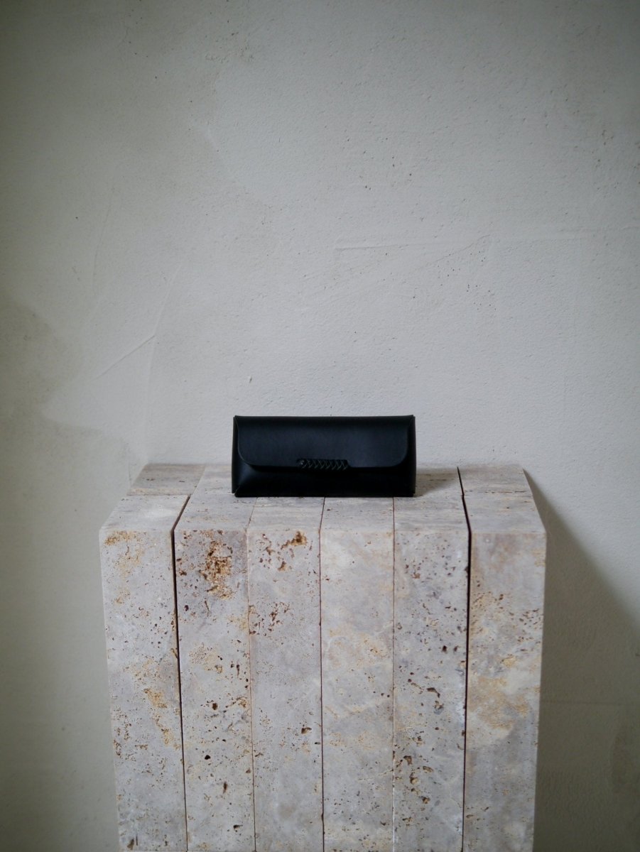 Woven Glasses Case in Black - Soochie - Kamaro'an