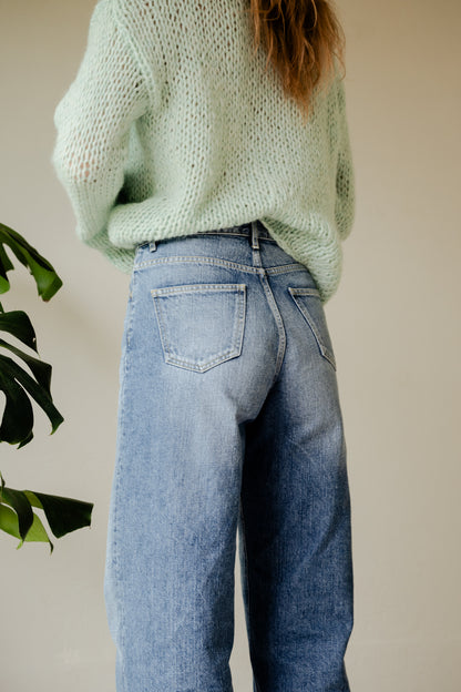 Eva - Classic Vintage
