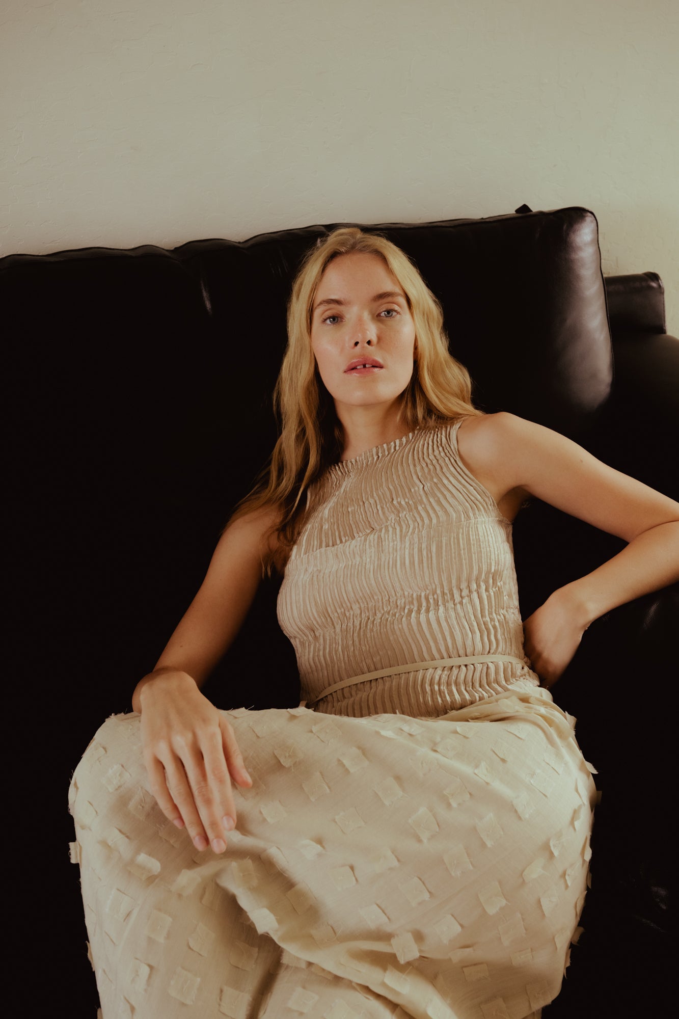 Plissé Satin Silk Tank Top - Stone