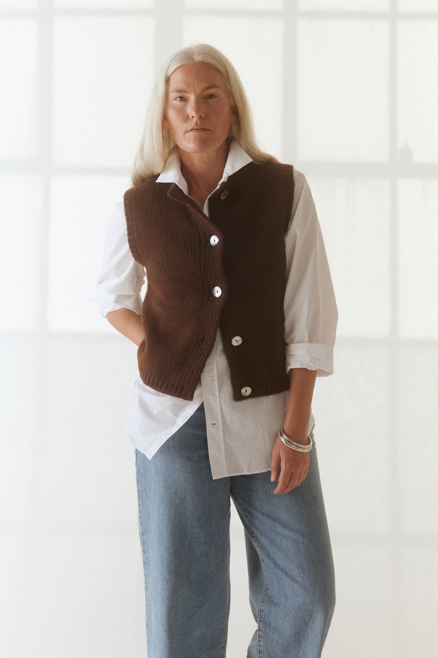 Solo Vest in Chocolate