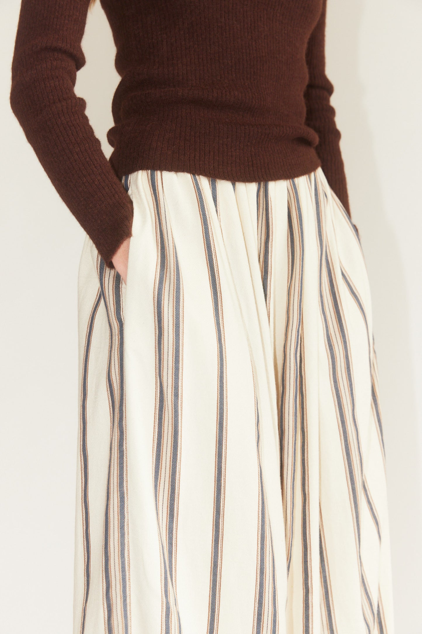 Drawstring Pleated Pants in Cream Stripe