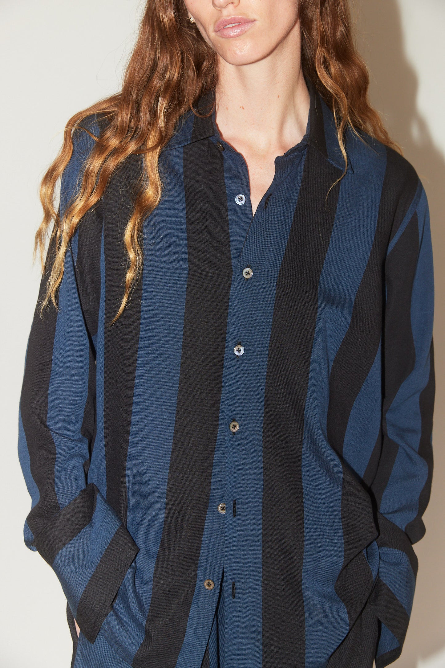 French Cuff Button Down Shirt in Black & Blue