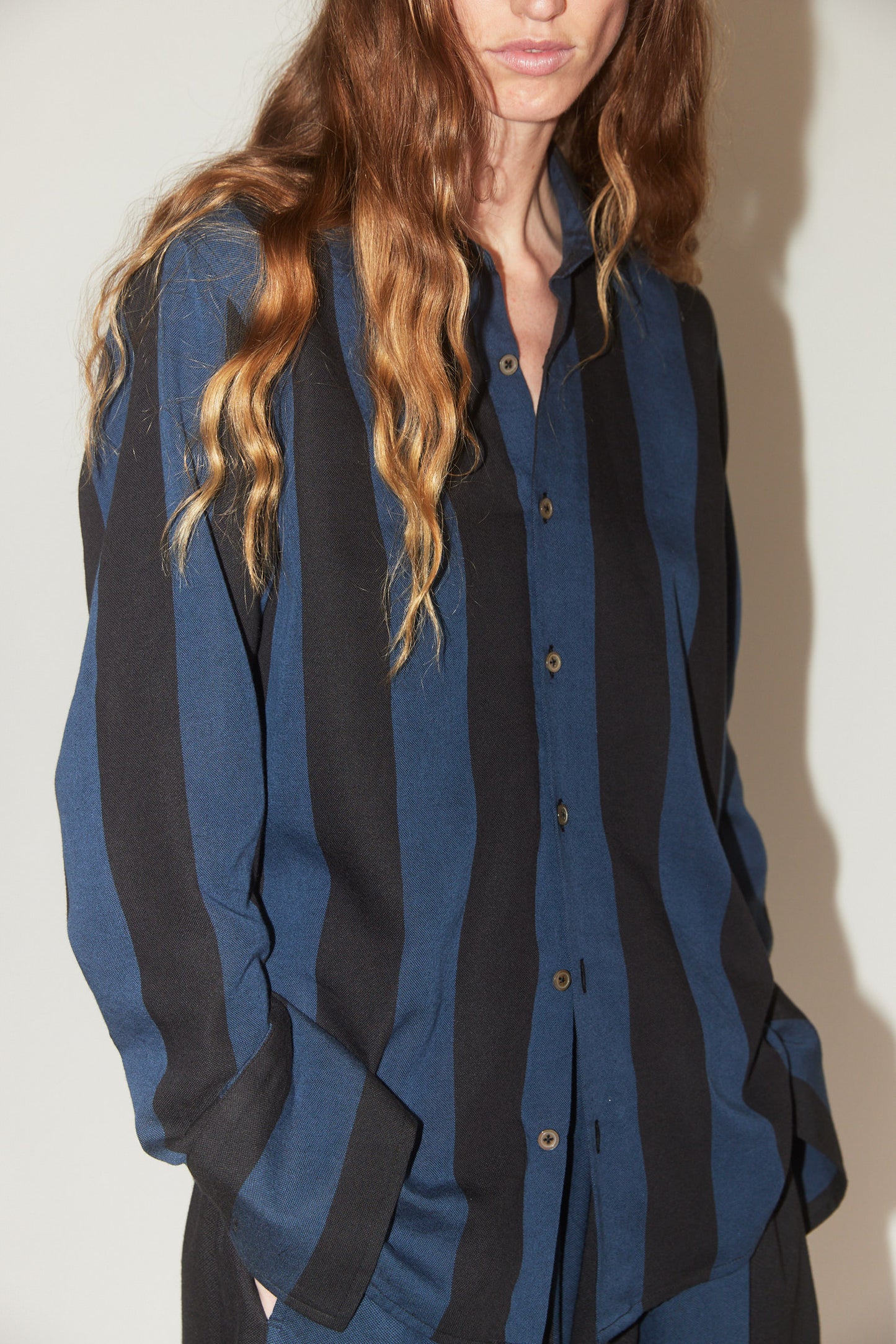 French Cuff Button Down Shirt in Black & Blue