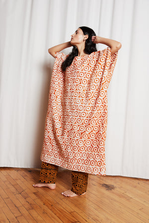 Kaftan In Orange Dot