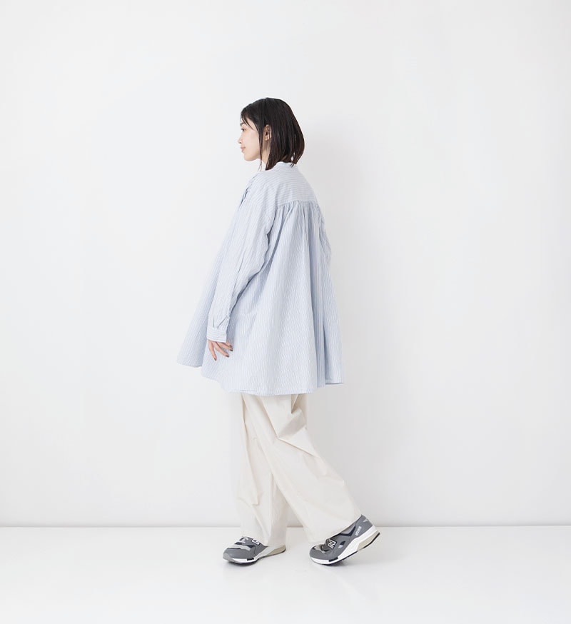 Pullover Shirt in Sax and Green Stripe