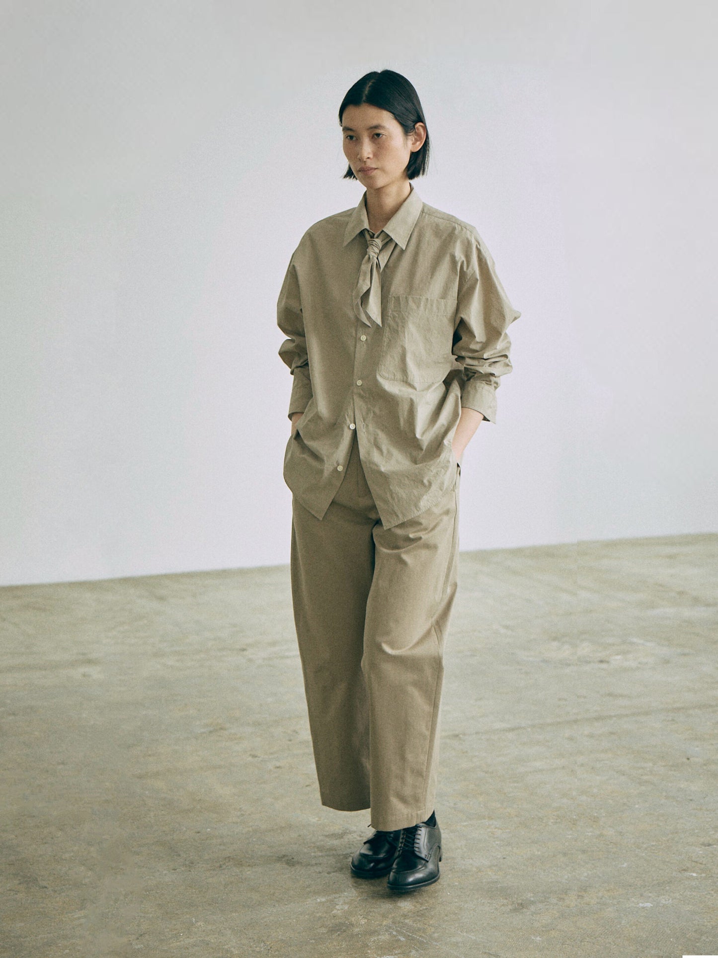Ecru Pant - Khaki