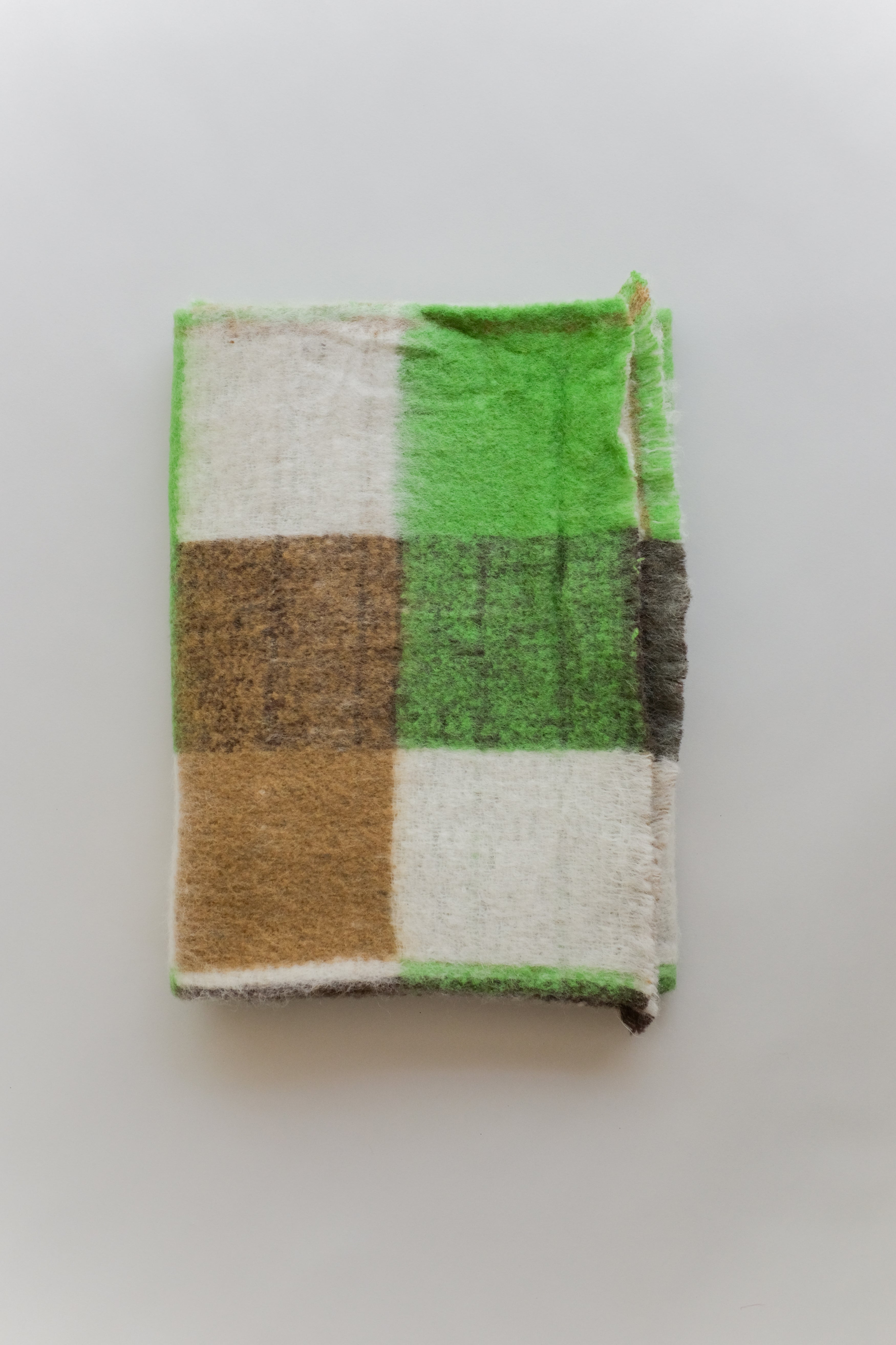 Nory Woolen Scarf in Green Brown Check