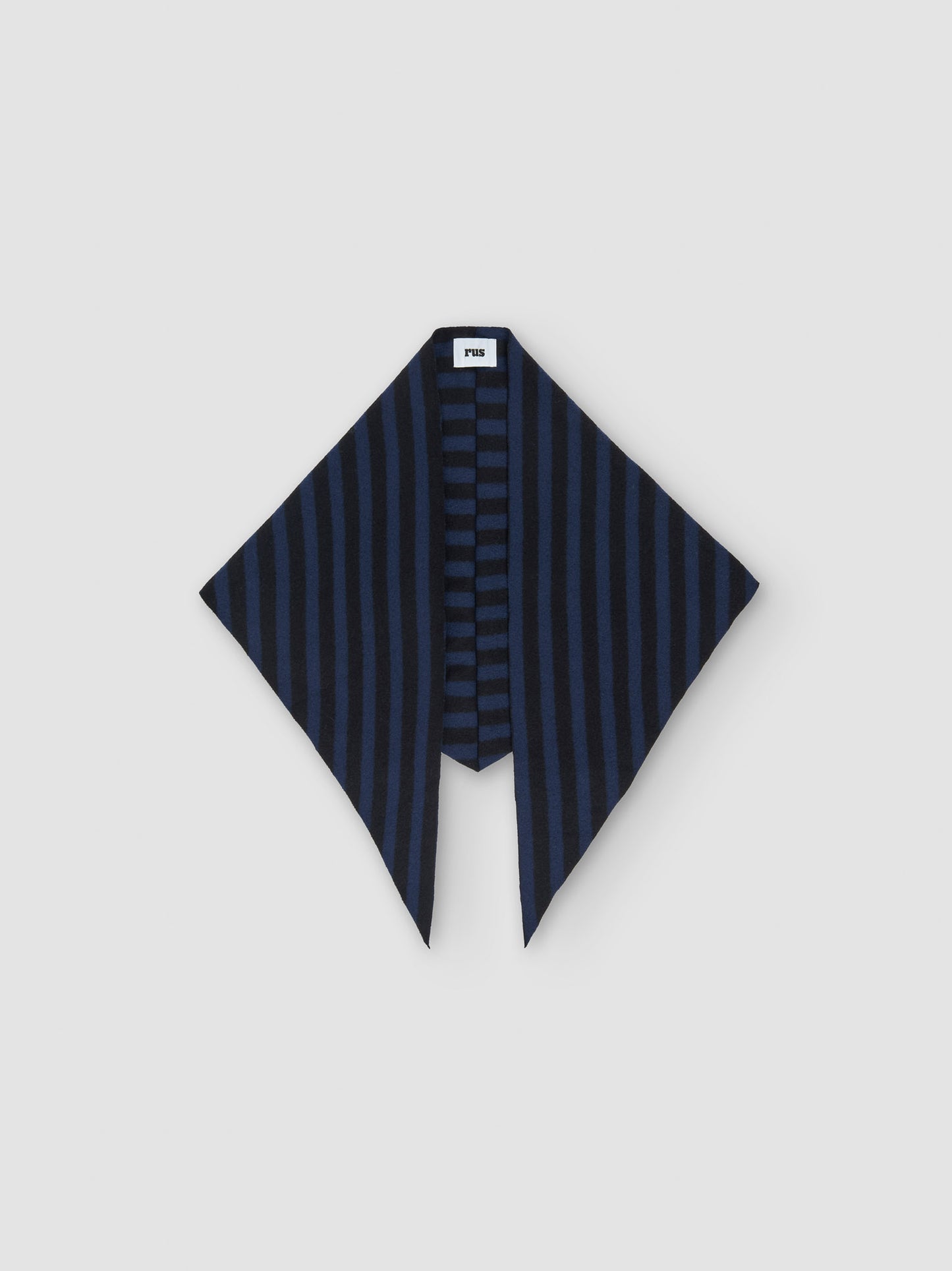 DanPen Scarf in Midnight Blue & Black