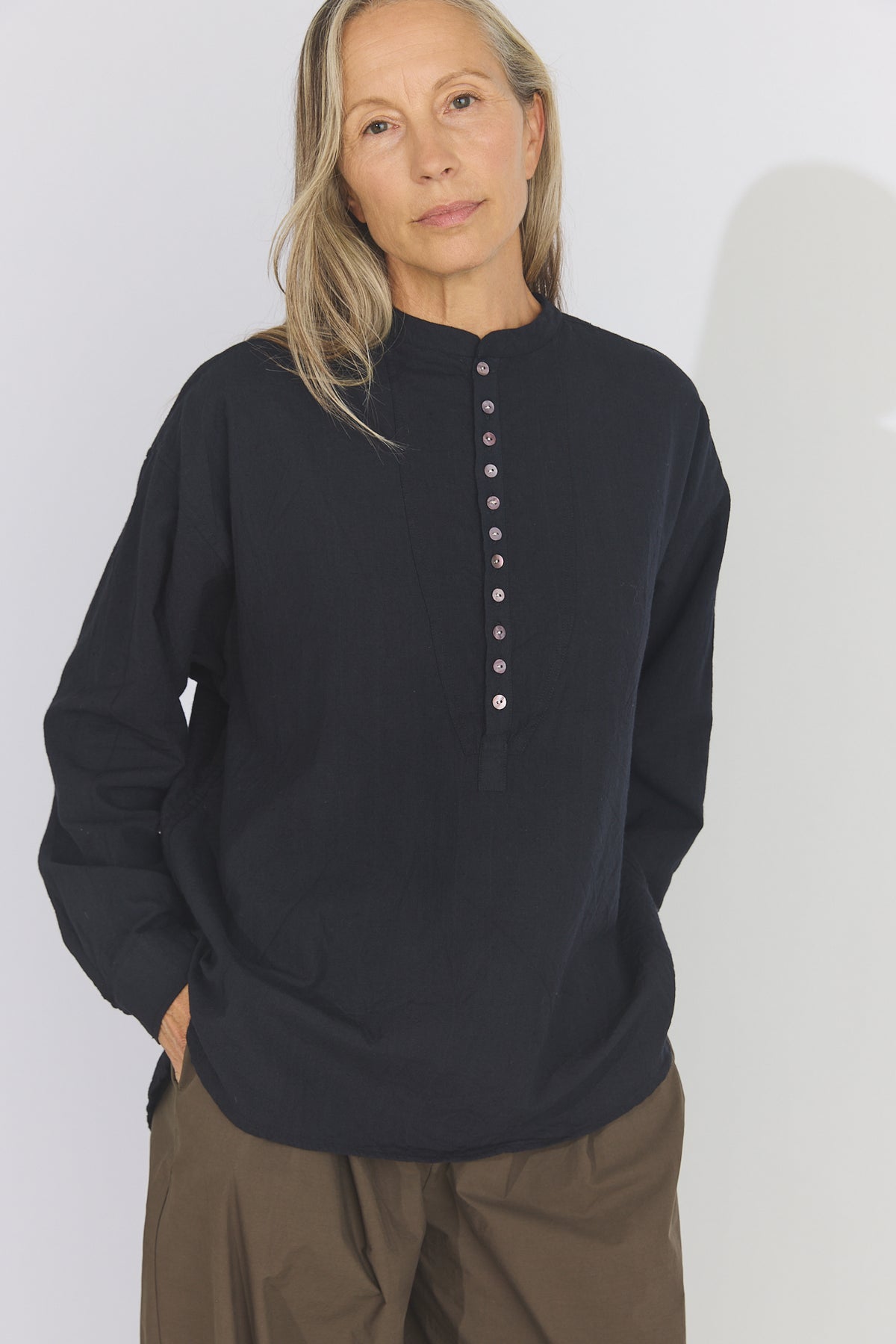 Sobakasu Khadi Henry Shirt - Black