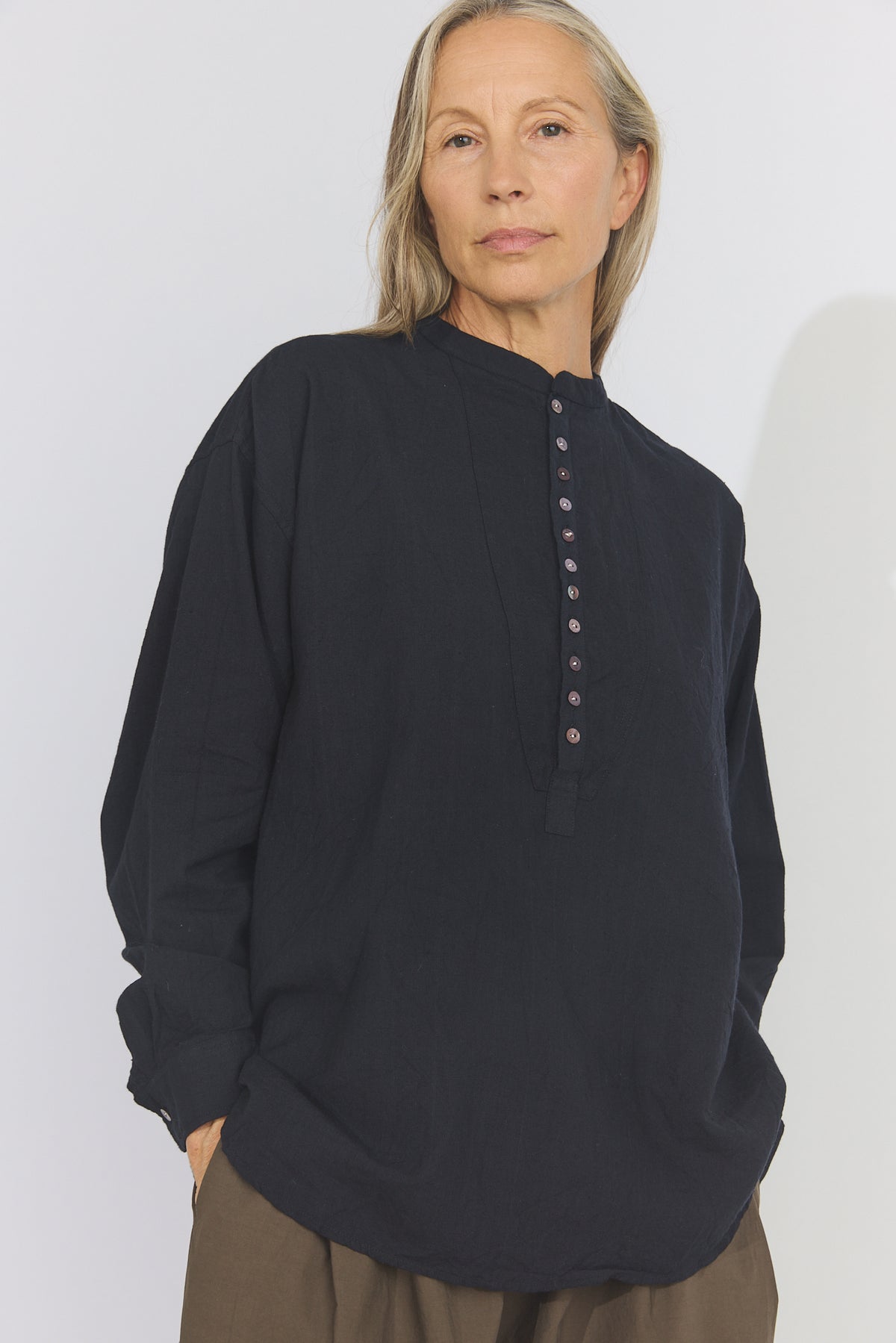 Sobakasu Khadi Henry Shirt - Black