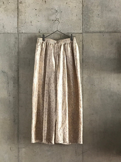 Embroidery Tuck Pants - Vanilla