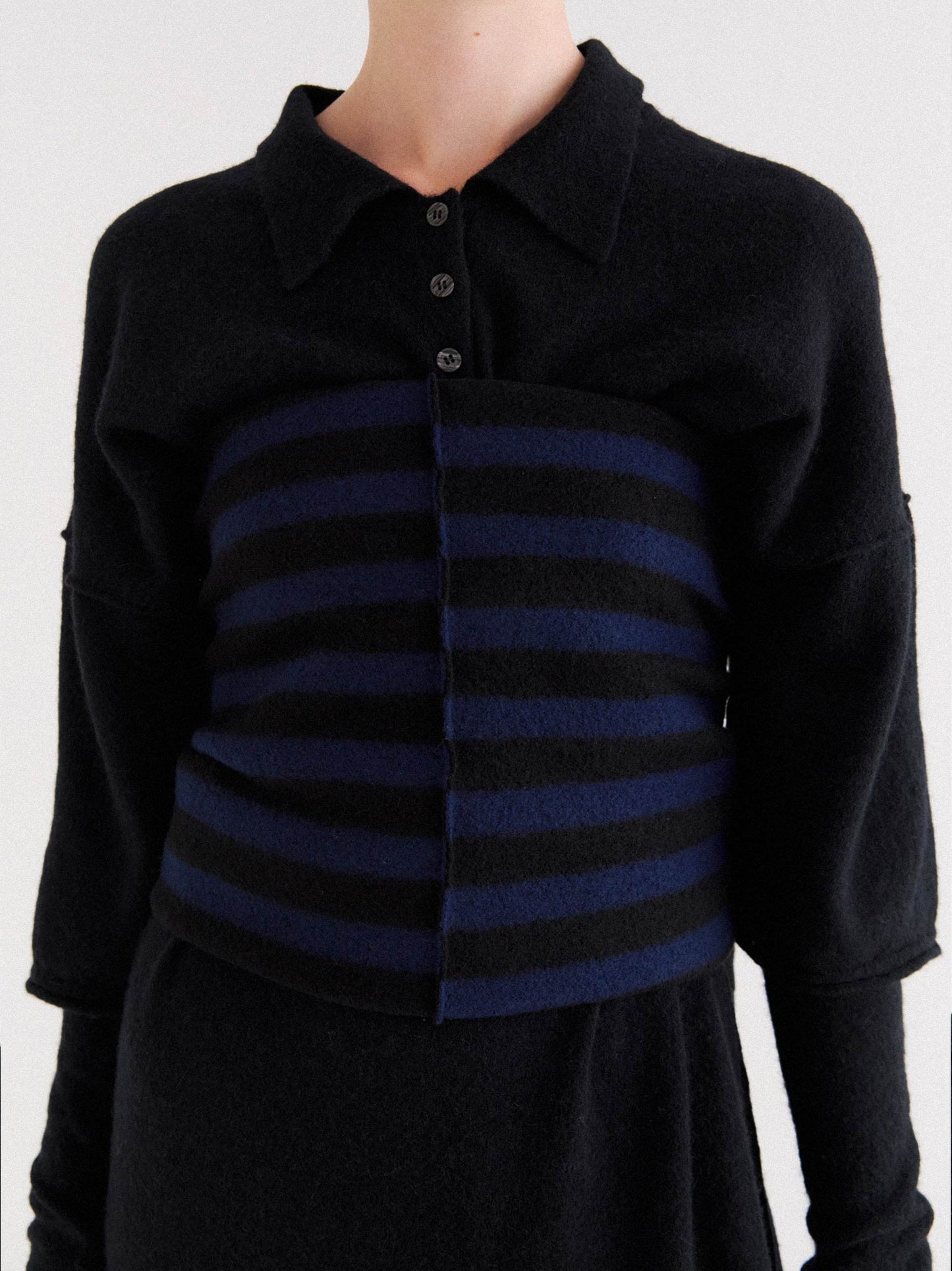 DanPen Scarf in Midnight Blue & Black