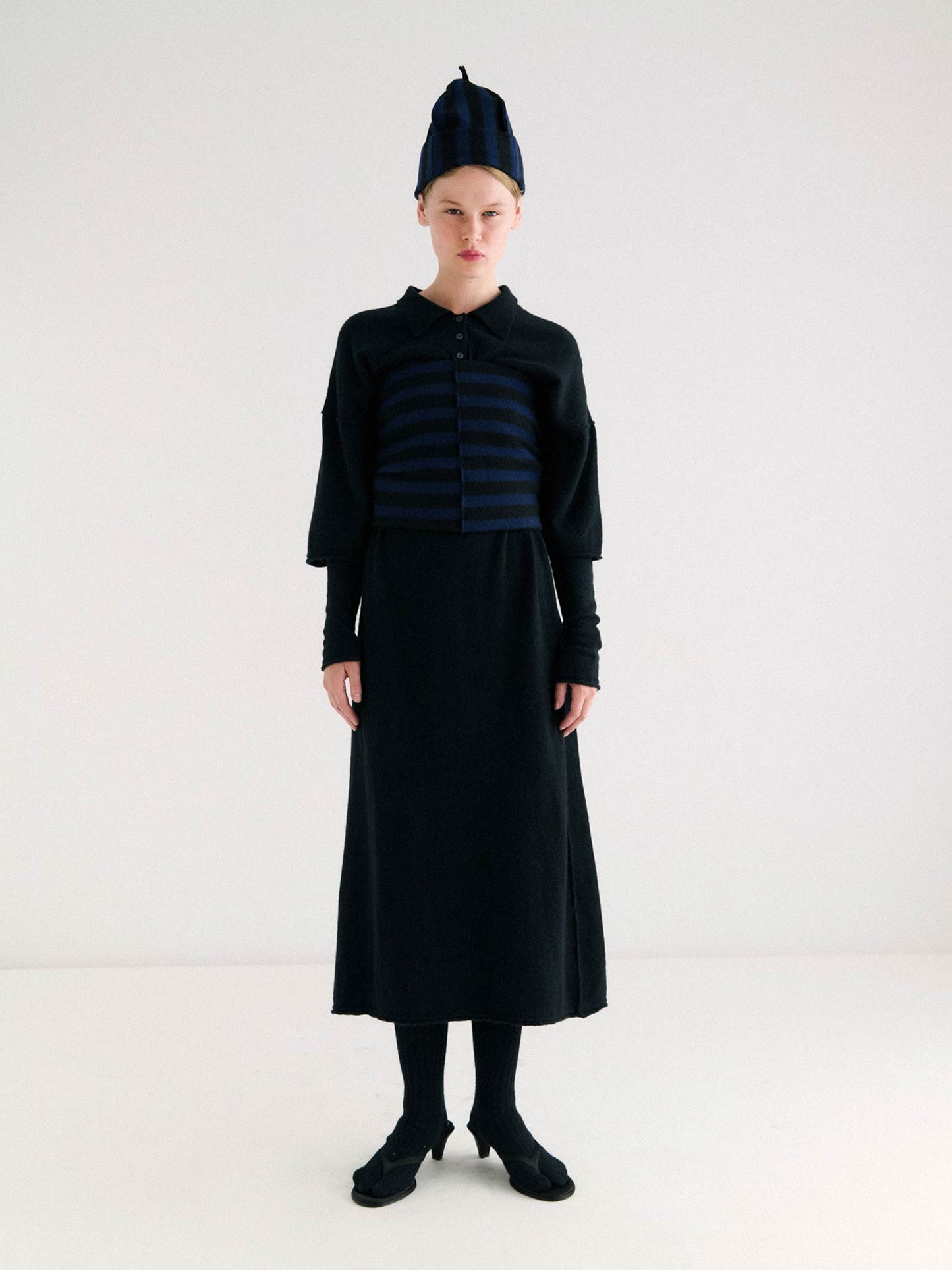 DanPen Scarf in Midnight Blue & Black