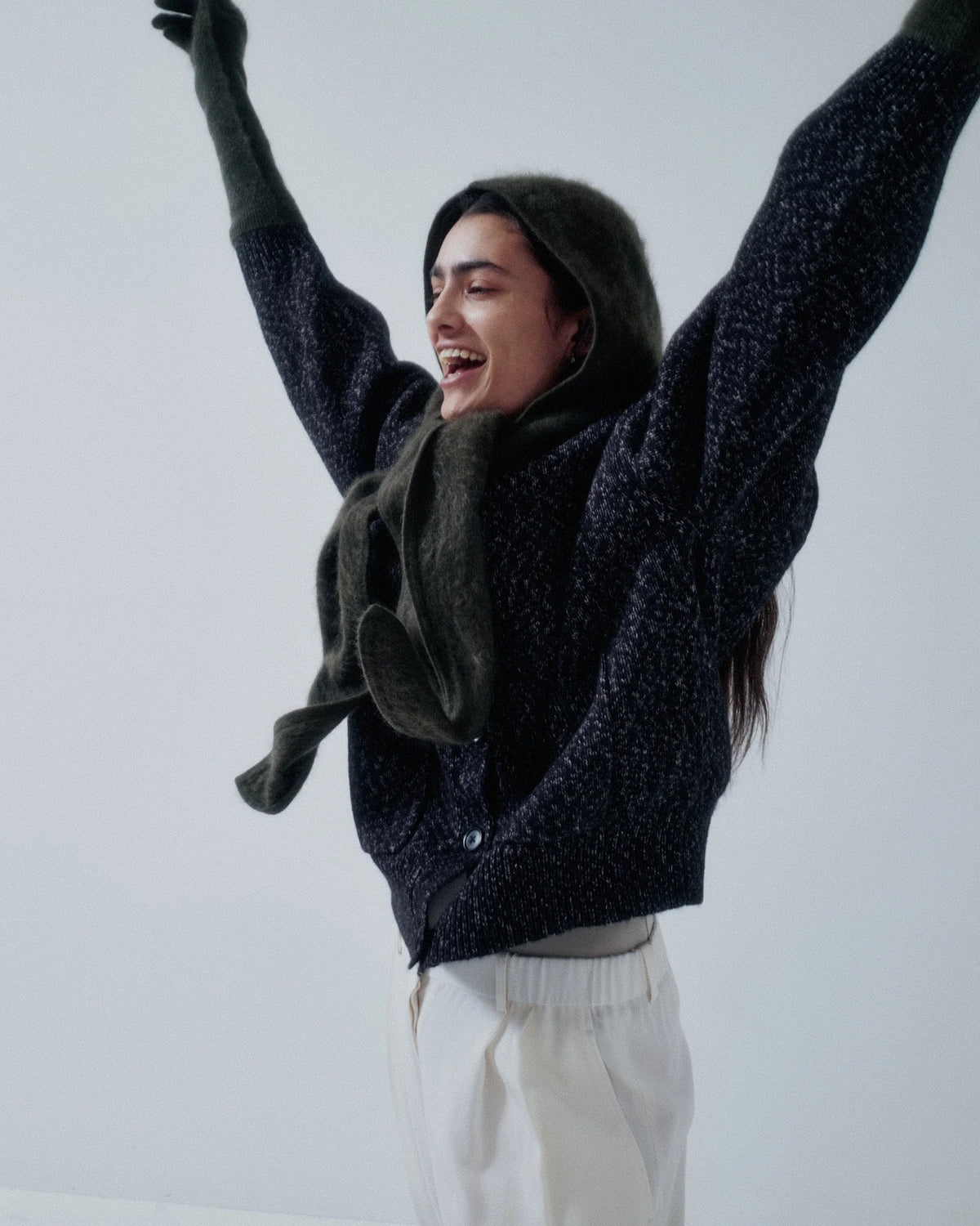 Hooded Cashmere Scarf - Olive