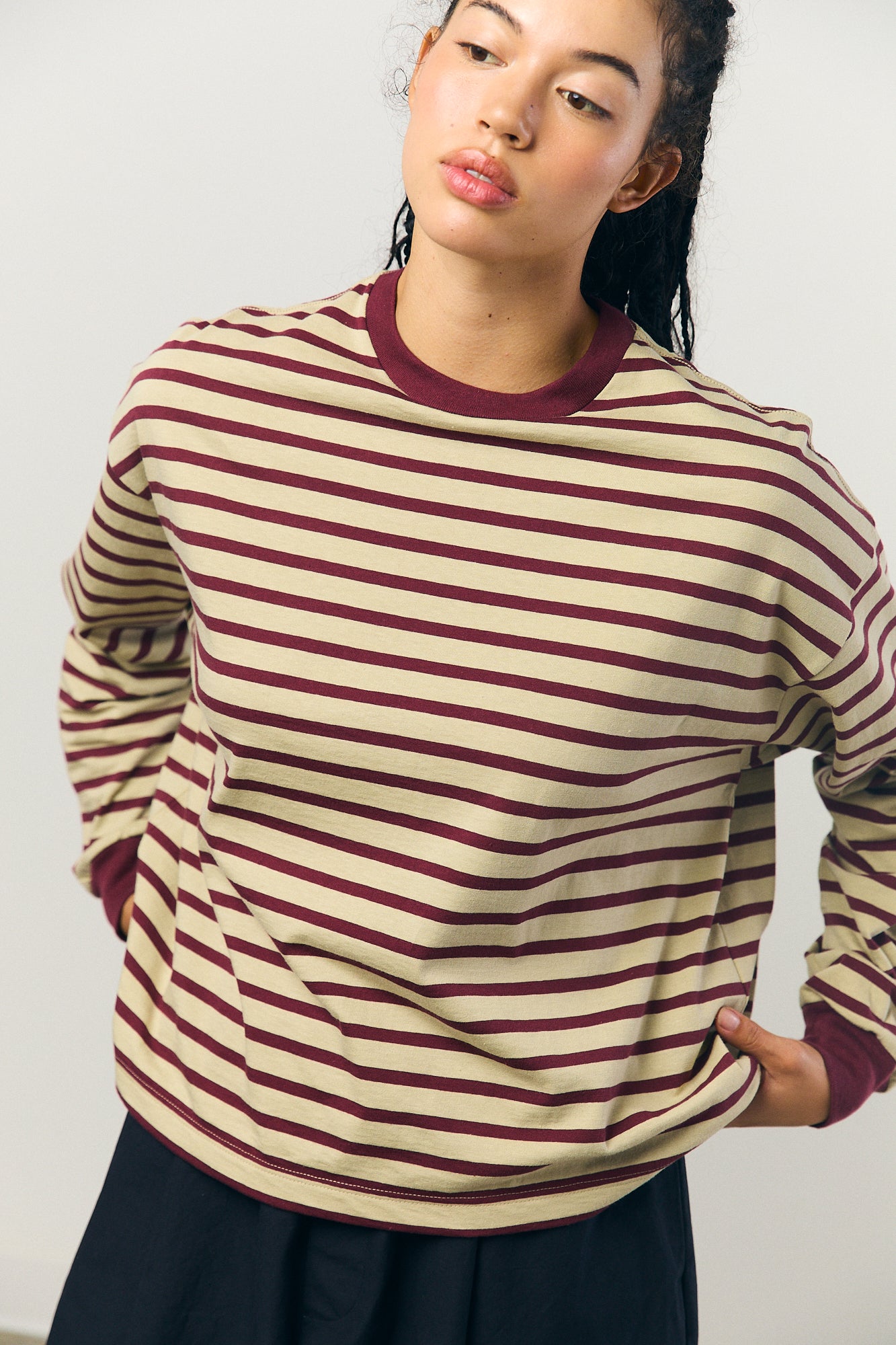 Cotton Border L/S Tee in Beige and Bordeaux