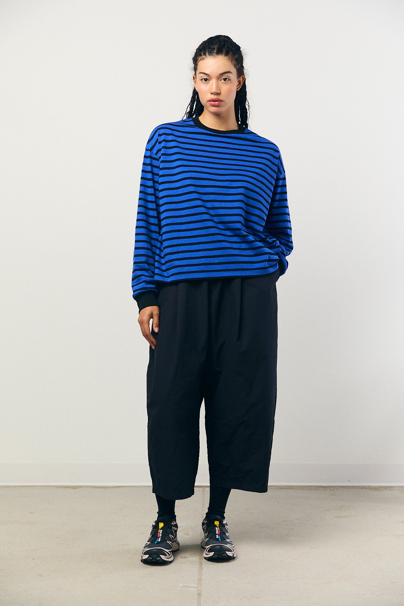 Cotton Border L/S Tee in Navy and Black