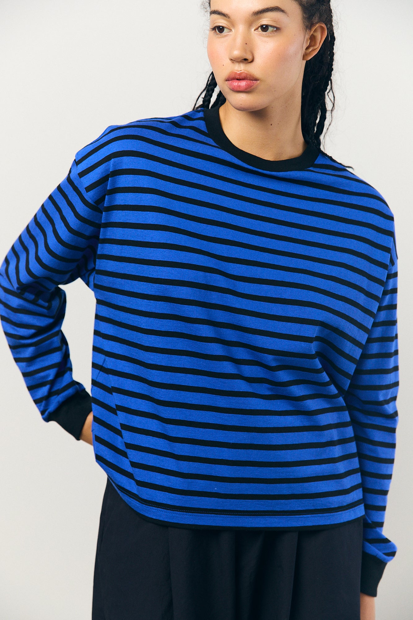 Cotton Border L/S Tee in Navy and Black