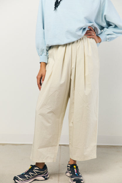 Box Pleats Easy Pants in Ivory