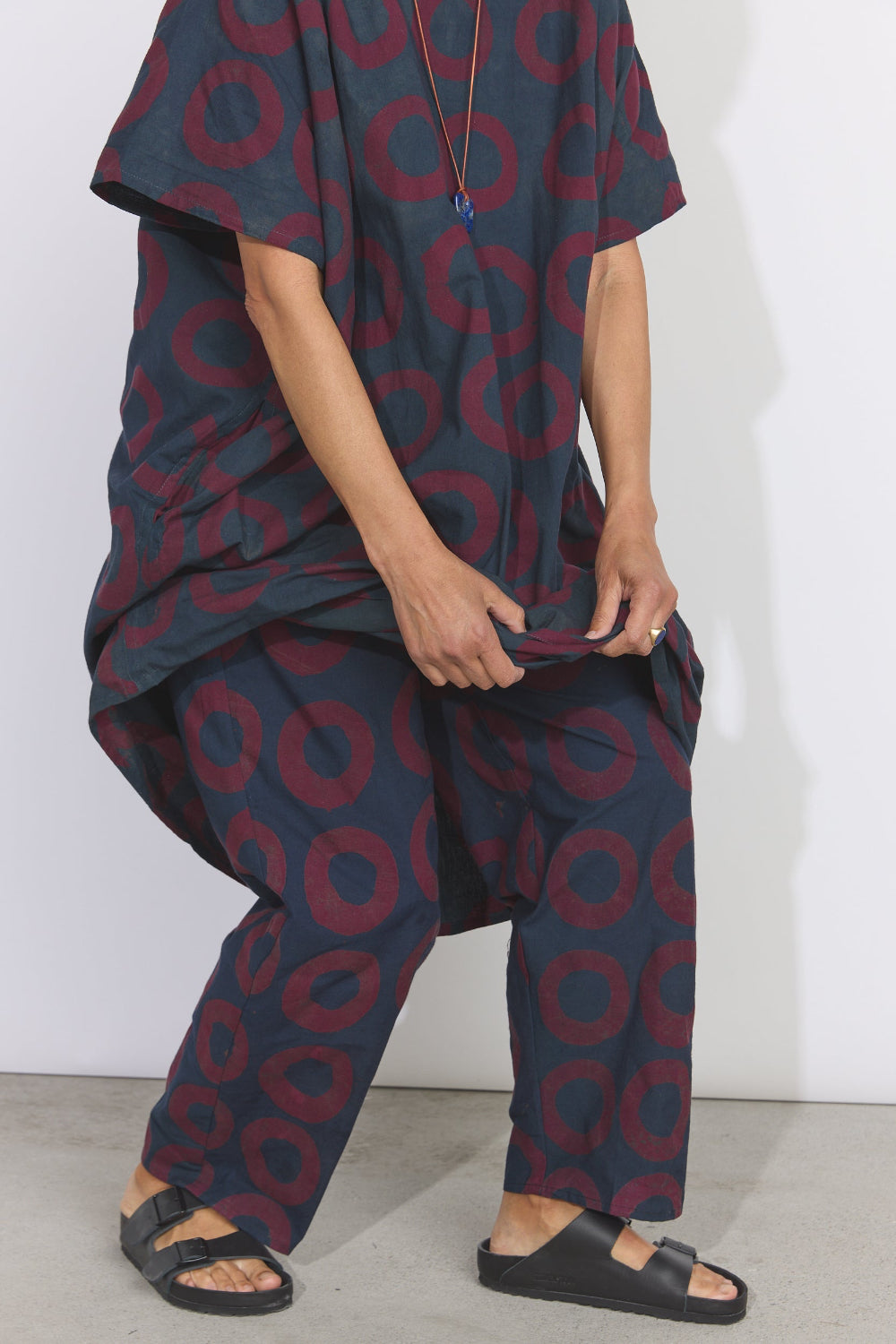 Lazy Pants - Burgundy Circle
