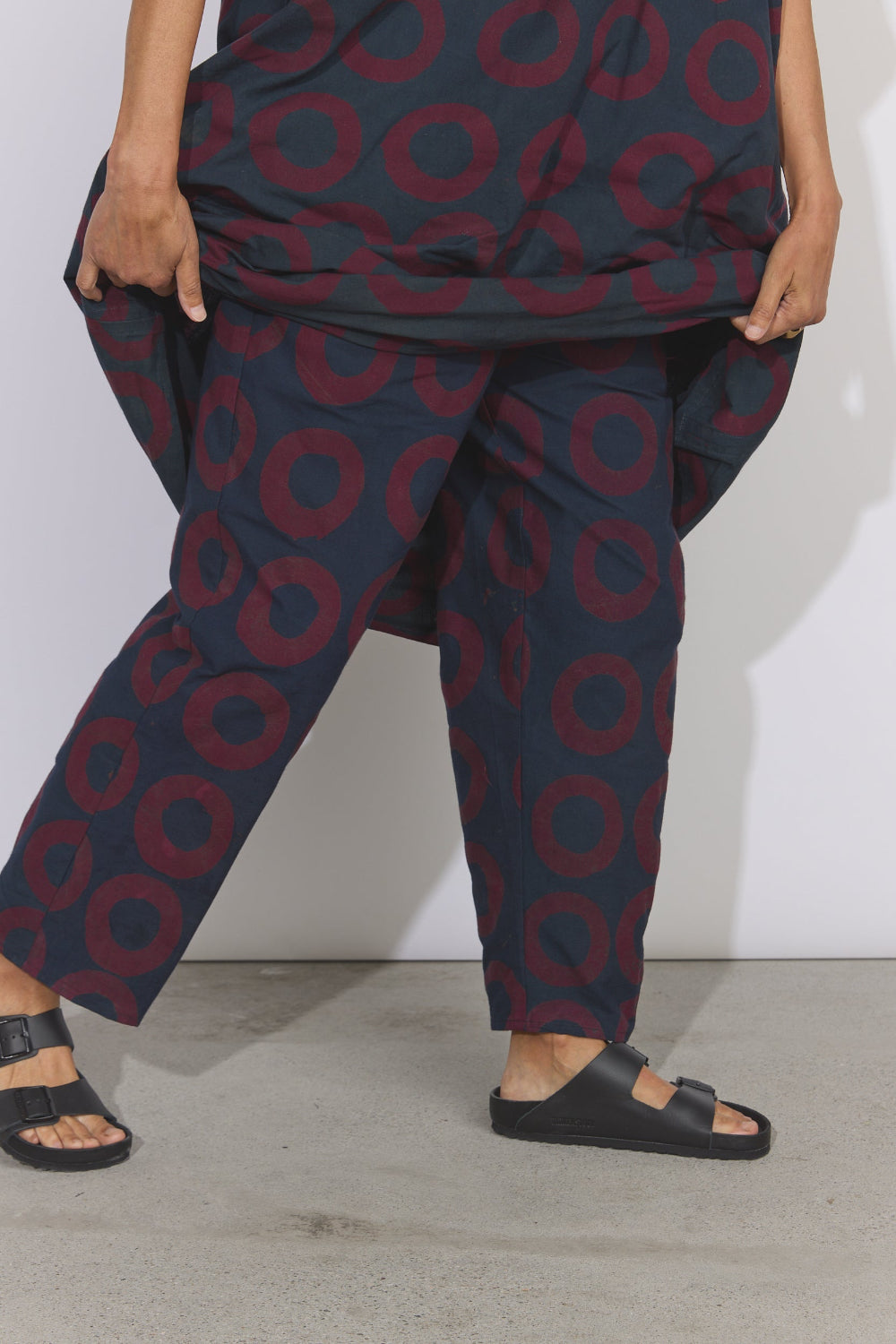 Lazy Pants - Burgundy Circle