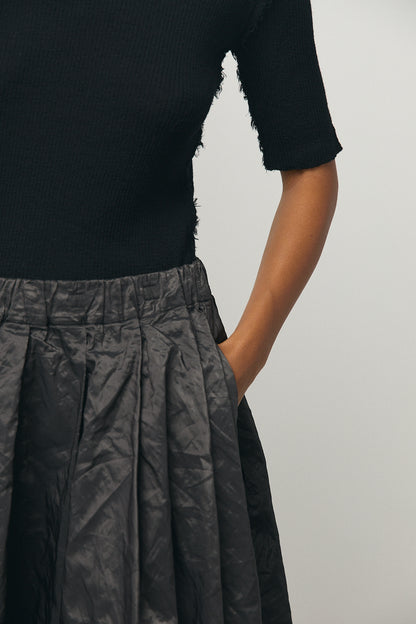 Pleated Long Skirt in Metallic