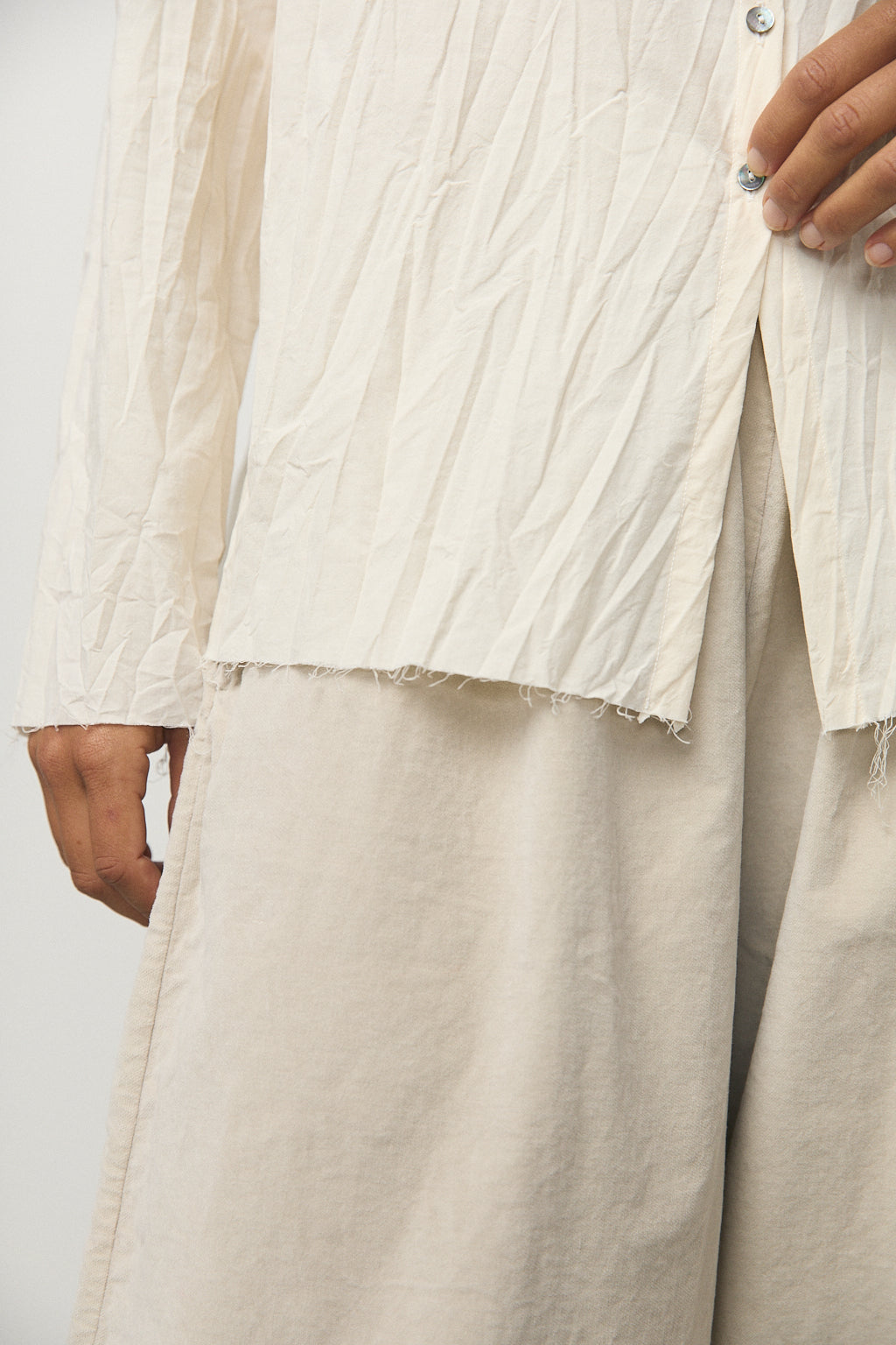 Wide Trousers in Velvet Oatmeal