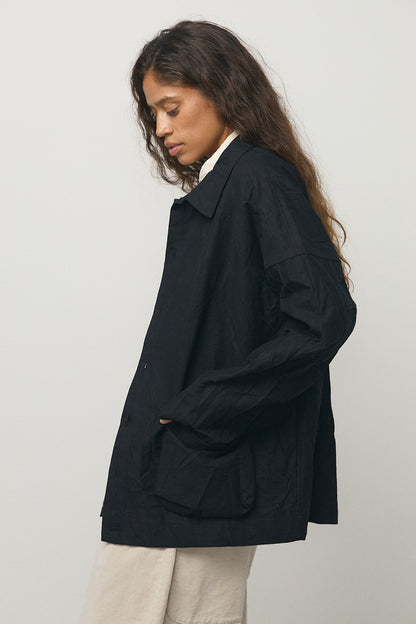 Crash Overshirt in Black