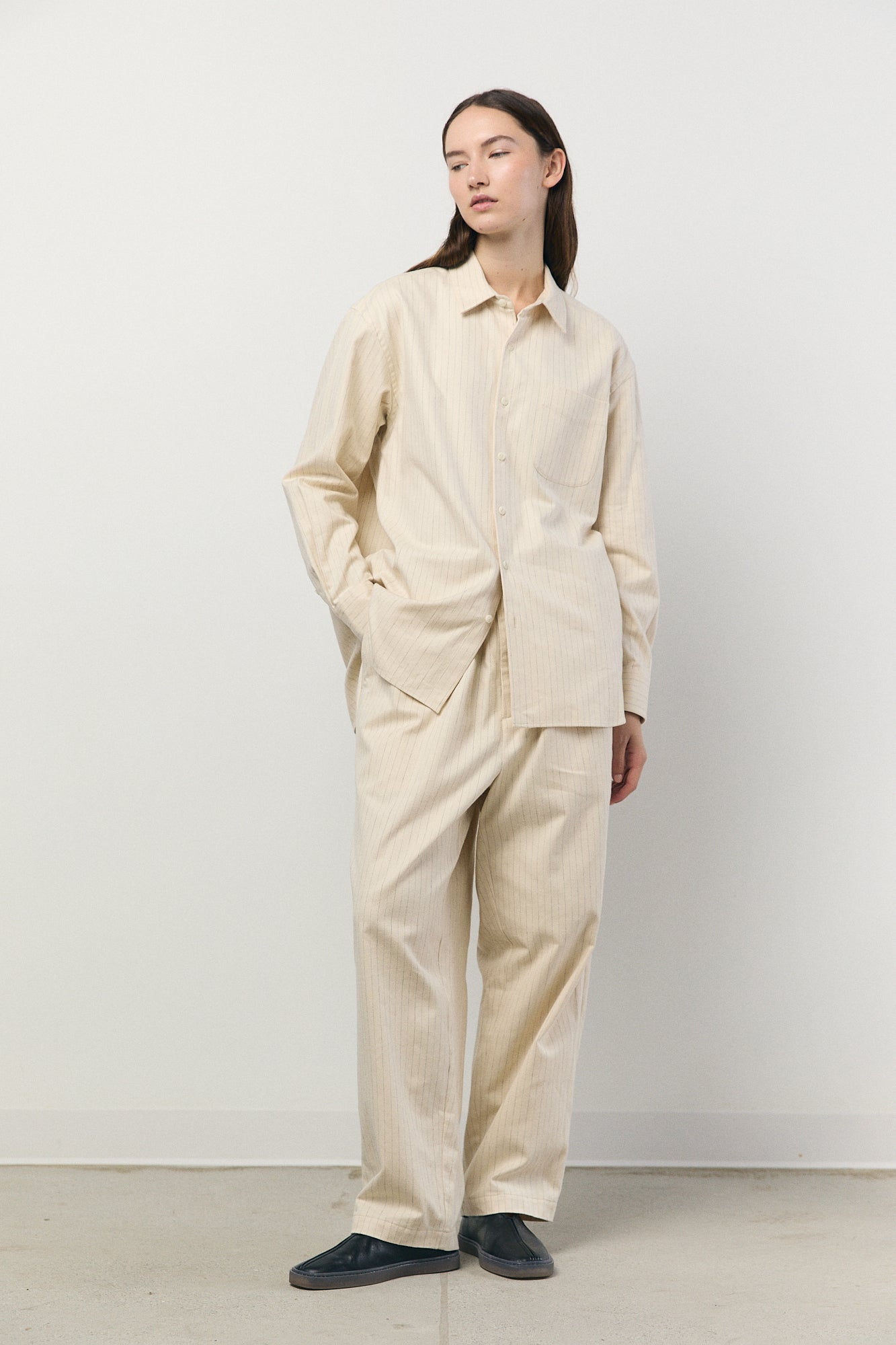 Regular Collar Shirt in Ecru Stripe