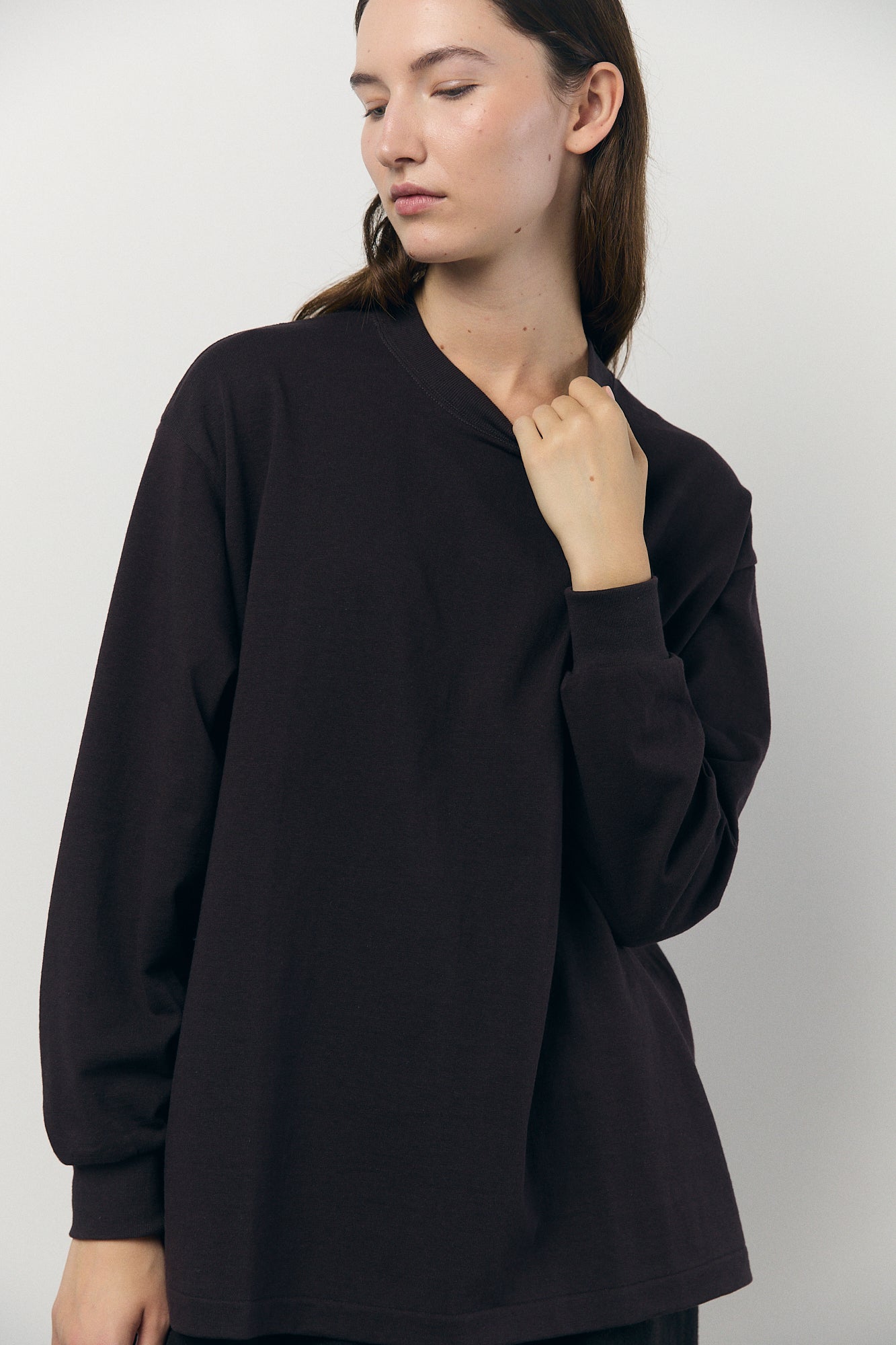 Tube Long Sleeve T-Shirt in Brown