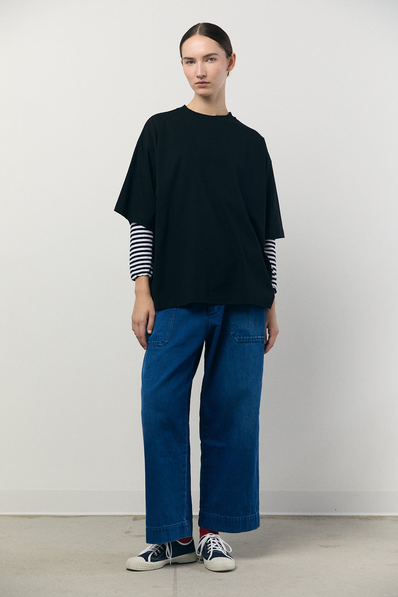 Unisex Oversized Tee in Black