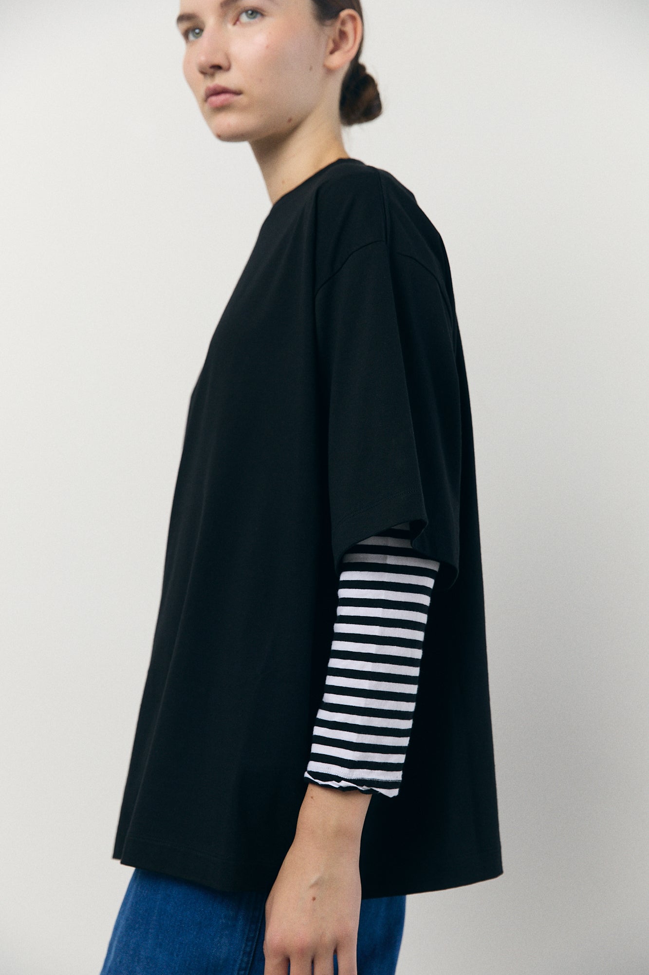 Unisex Oversized Tee in Black