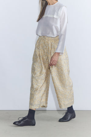 Embroidery Tuck Pants - Vanilla