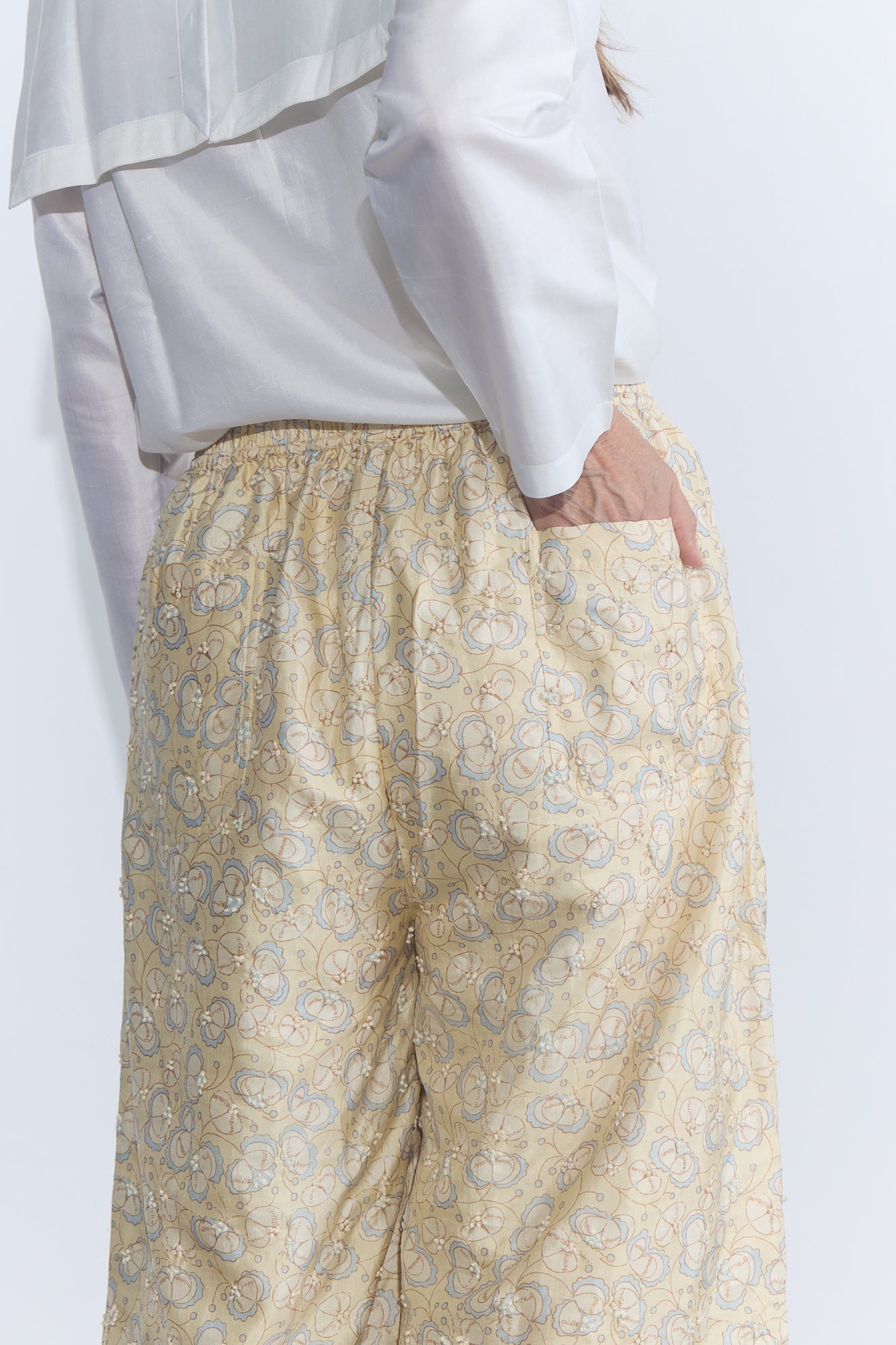 Embroidery Tuck Pants - Vanilla