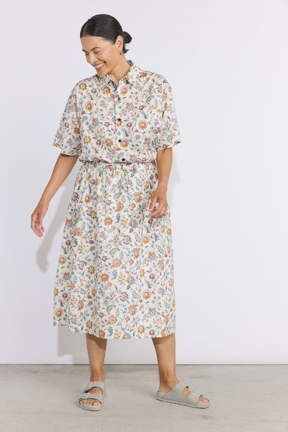 Linen Blend Liberty Floral Paisley Short Sleeve Shirt