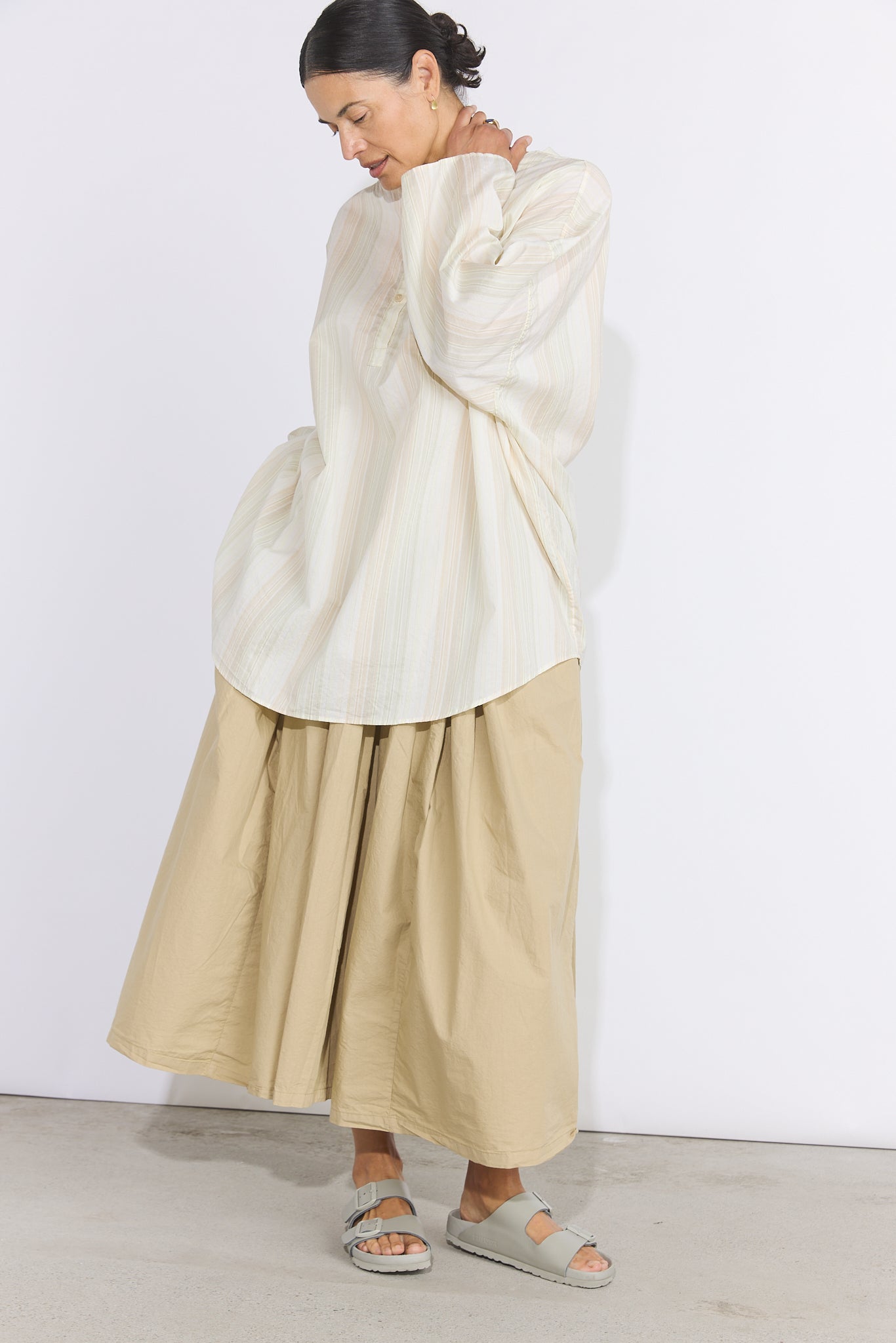 Elis Tunic - Riga