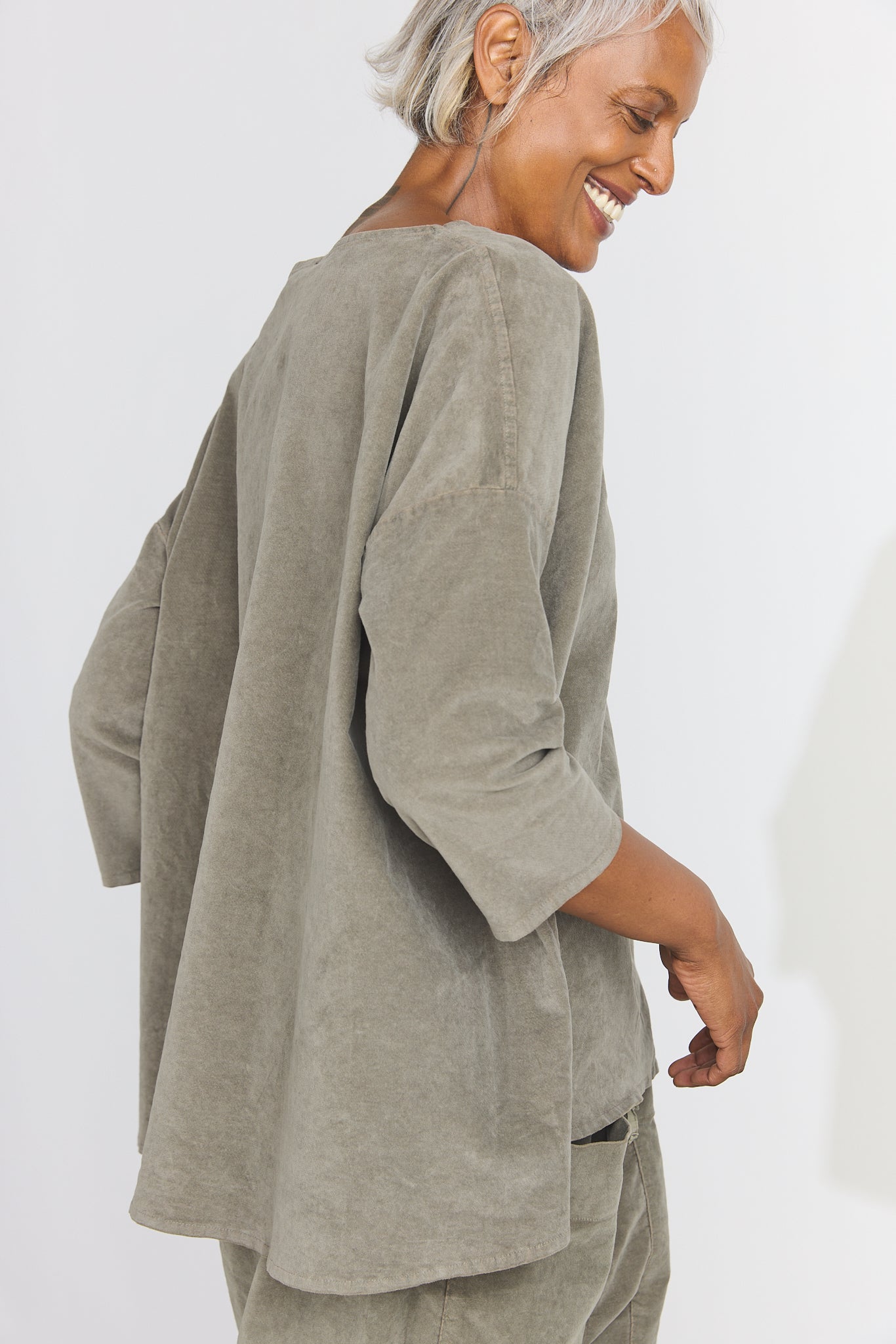 Boatneck T-Shirt V - Taupe