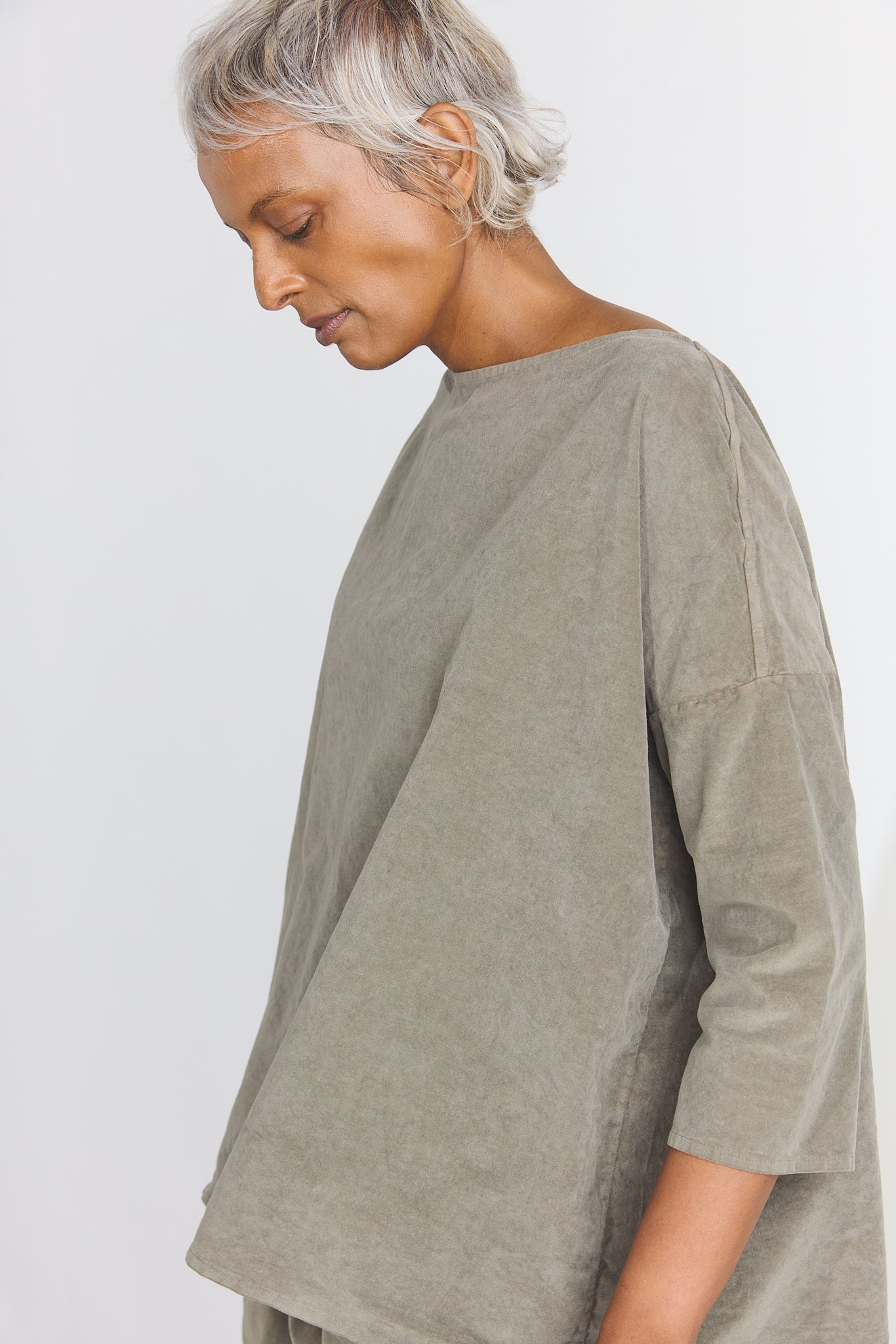 Boatneck T-Shirt V - Taupe
