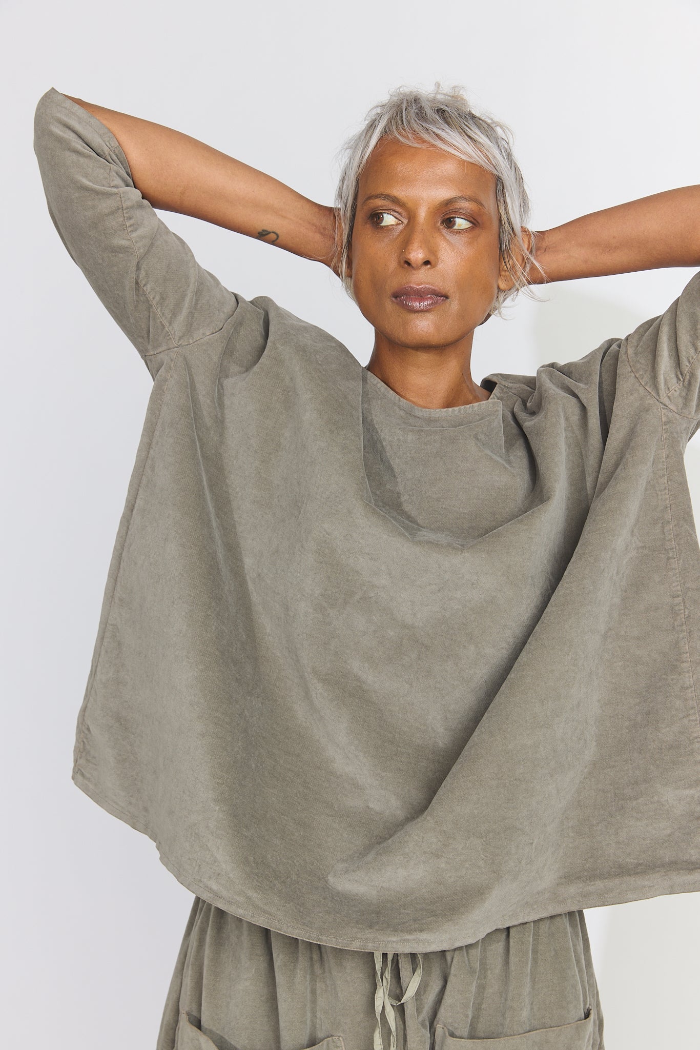 Boatneck T-Shirt V - Taupe