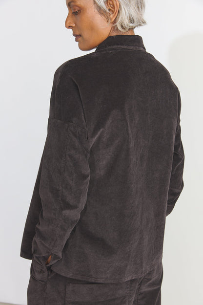 Short Collar Shirt V - Brown