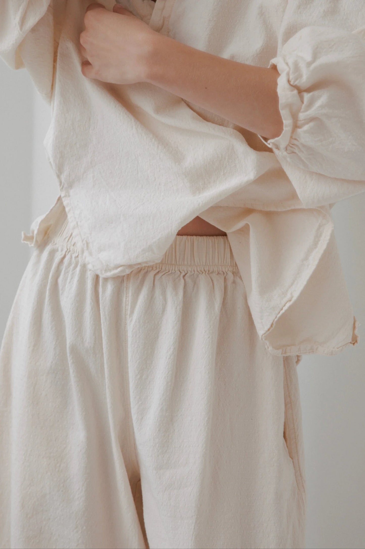 Wide Trouser in Natural